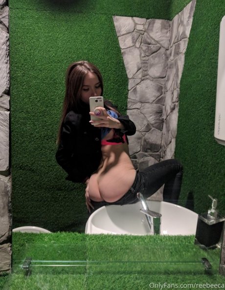 Reebeeca estrella porno caliente imagen