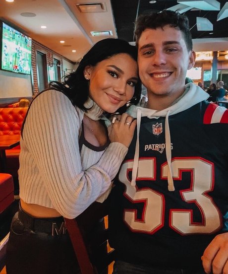 Hannah Malvone desnudos de estrellas archivo