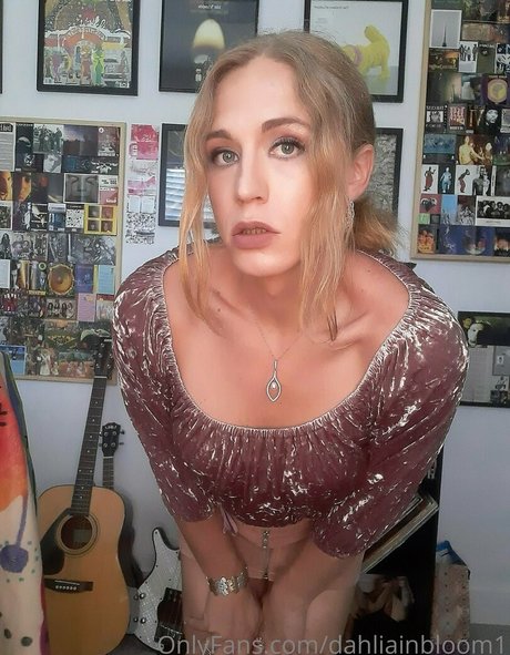 dahliainbloom1 pornstar adult archive
