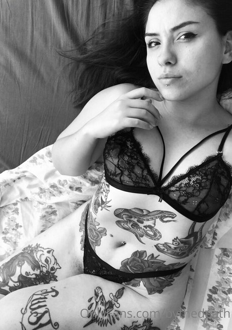 kikithedeath pornographic actress gallery