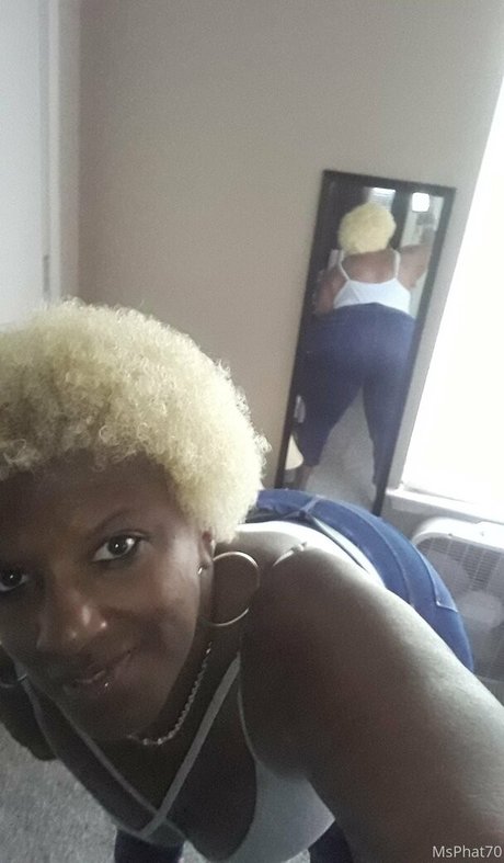 msphat70 hermosa modelo foto