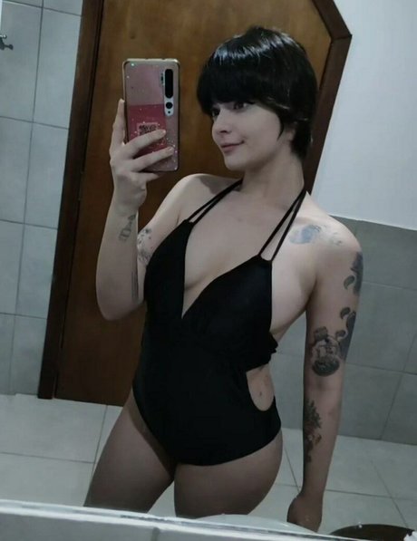 Lari Anjos xxx star pic