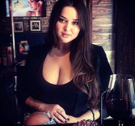 Olga Boyko modelo desnuda galería