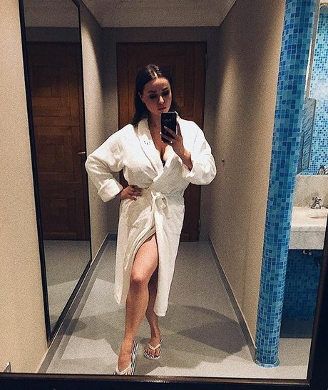 Olga Boyko modelo atractivo imagen