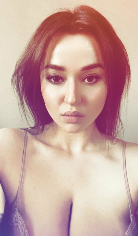 Olga Boyko star du porno exclusive des photos