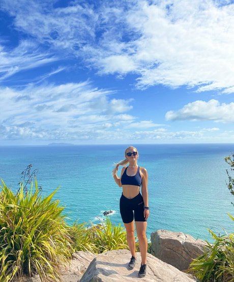 ellaredmond modelo desnudos fotos