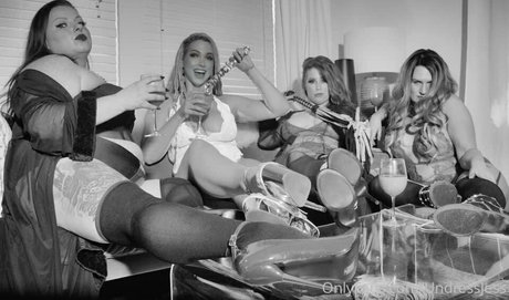 Undressjess star du porno photos