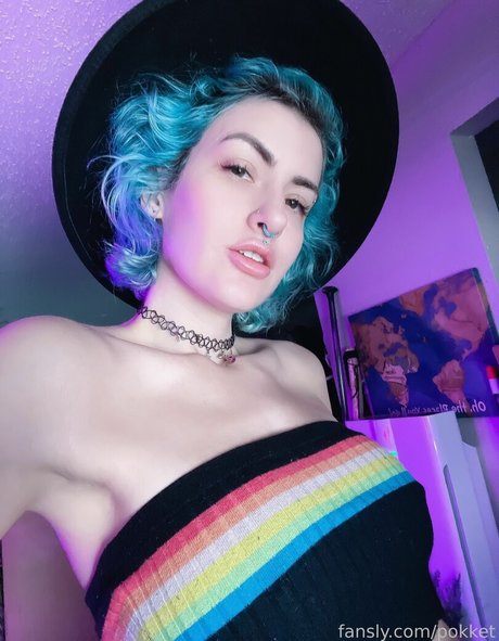 pokket official modelo porno fotos