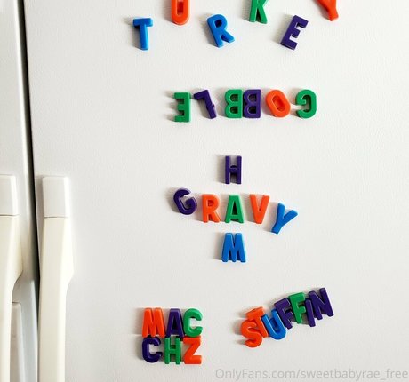 sweetbabyrae xo modèle nu collection