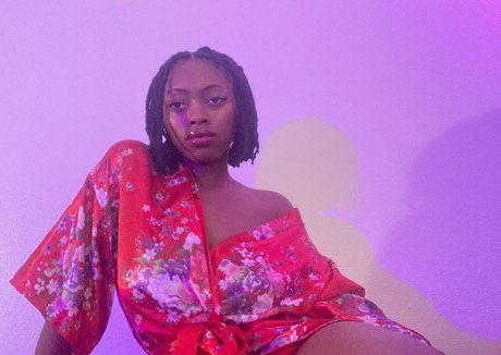 blackdelphine erotic actress photo