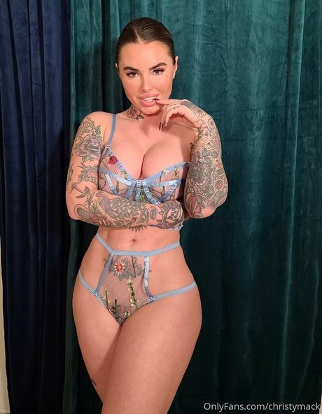 christymack estrella porno superior fotos