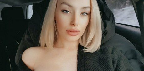 Anna Brown estrella de alta definición imagen