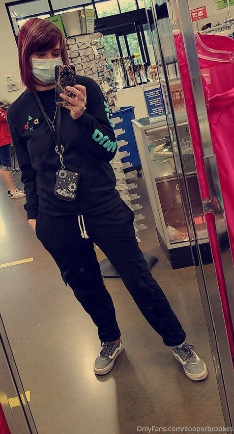 Cooper Brookes xxx étoile image