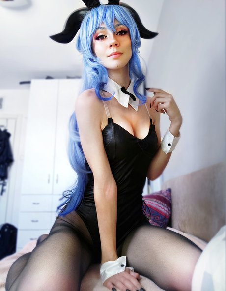 Michal Cosplay star du porno img