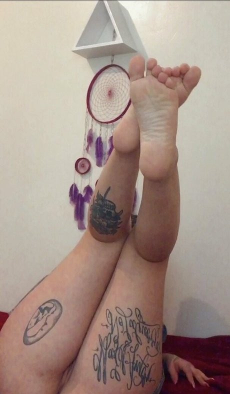 emilsse99 actriz erótica fotos