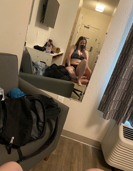 sehgsybehgy linda estrella imágenes