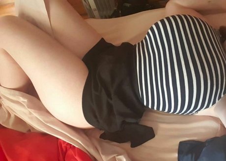 confusedboobs hermosa actriz imagen