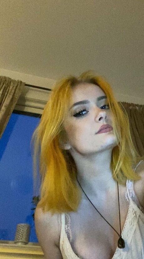 rebecccamua étoile sexy image