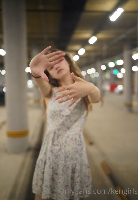 kengirls estrella porno exclusiva fotos