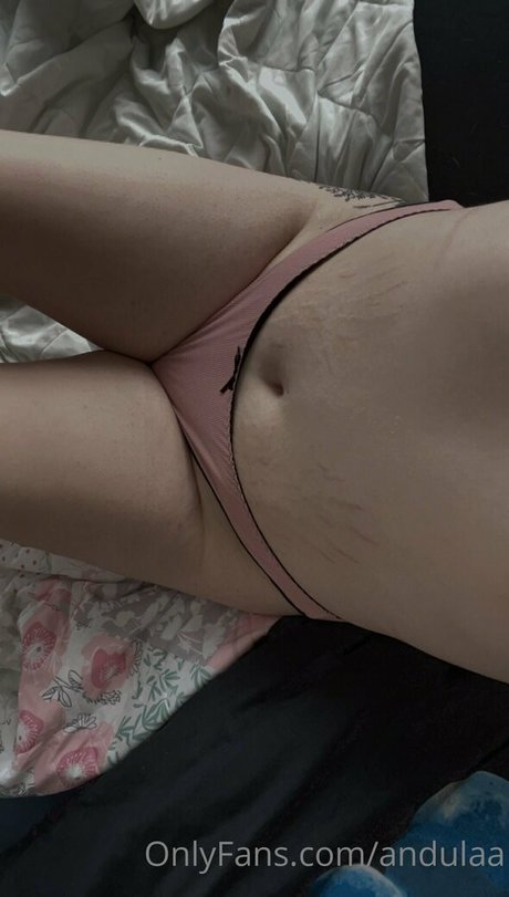 andulaa modelo sexual foto