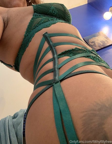 filthyfillyfree estrella hermosa imágenes