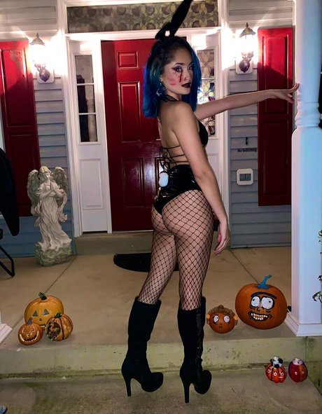 ittybittybarrrbie star beautiful photo