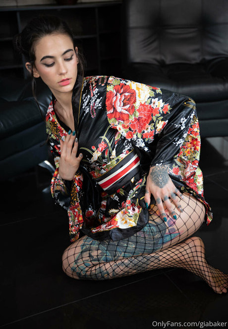 Giabaker star du porno xxx galeries