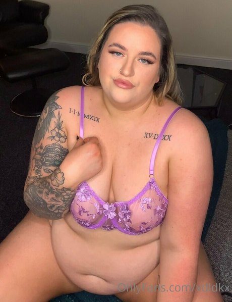 xdldkx modèle artistique galerie