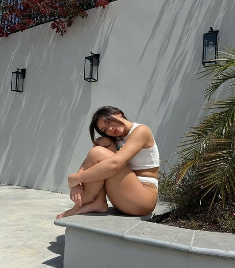 Tabitha Swatosh model sex galleries