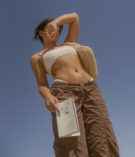Tabitha Swatosh sexy actress images