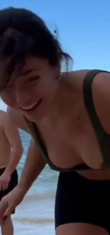 Tabitha Swatosh estrella xxx archivo