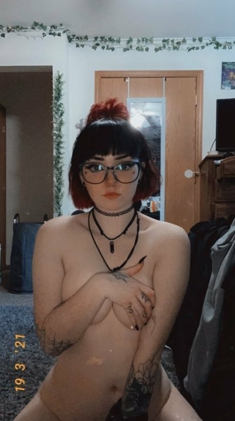 biggtittygothgirl étoile adulte collection