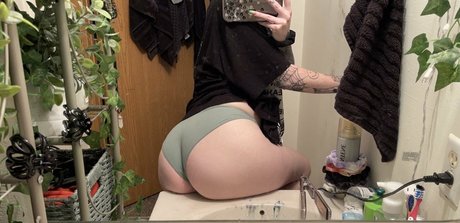 biggtittygothgirl modelo erótico imágenes