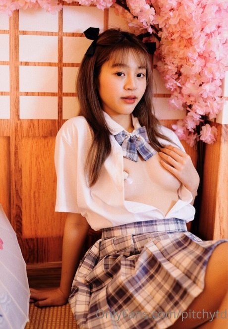 Pitchytd actriz atractiva imágenes