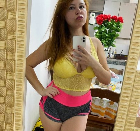 Silvana Bittencourt estrella de alta calidad foto