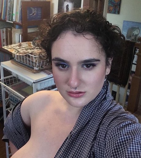 Alida Roos bonita actriz fotos