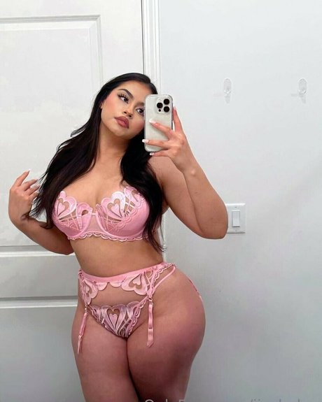 _isabelxx adult actress pics