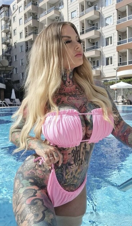 Nadia From Denmark étoile xxx galeries