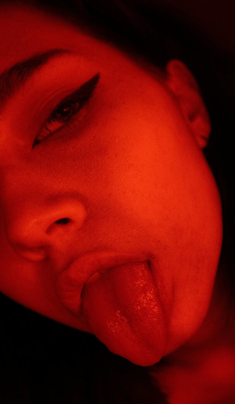 arina gpo jolie star du porno photos