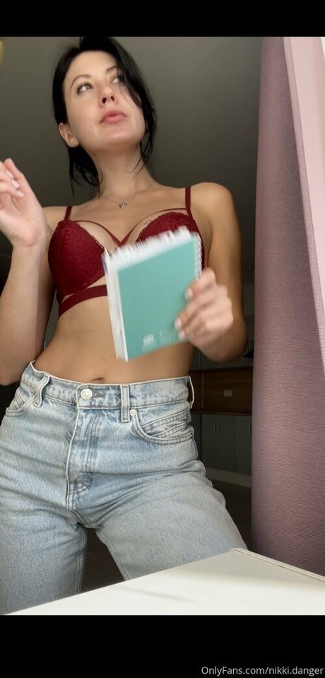 Nikki Danger star du porno de haute qualité galerie