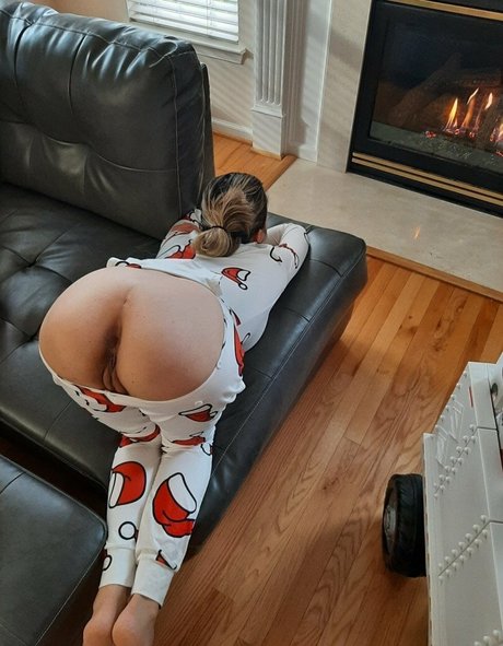 Tiny And Tan star porn gallery