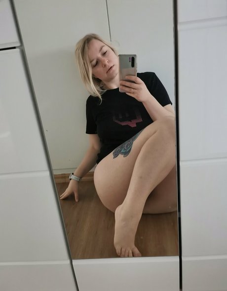 aimufreelia modèle magnifique img