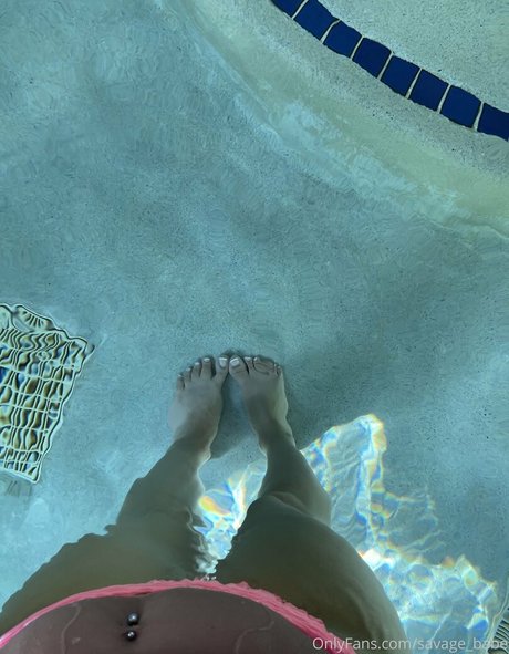 savage babe estrella del arte galerías