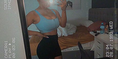 Charlotte Page actrice exclusive des photos