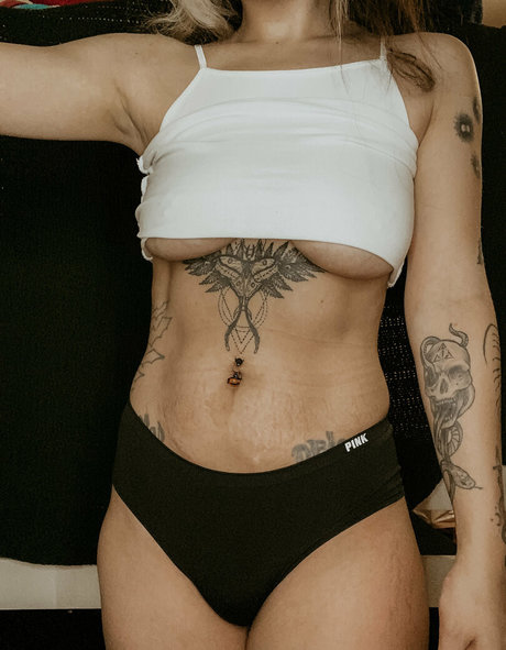 persephone27x modèle magnifique img