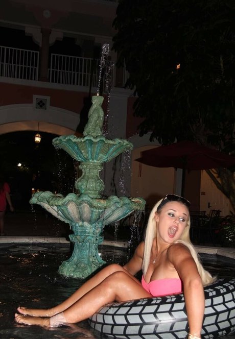 Daria Thibault estrella porno recopilación