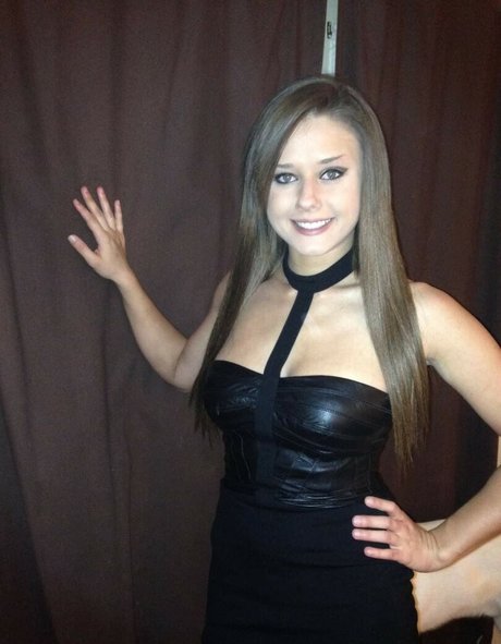 Daria Thibault star du porno gratuit galerie