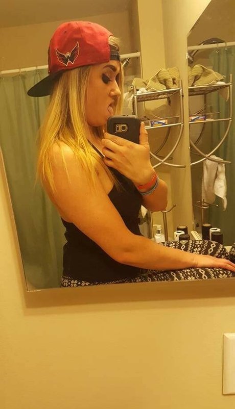 Daria Thibault modèle adulte img