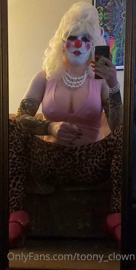 toony clown actriz perfecta imagen