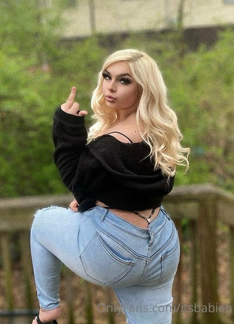 itsbabieh mannequin archive